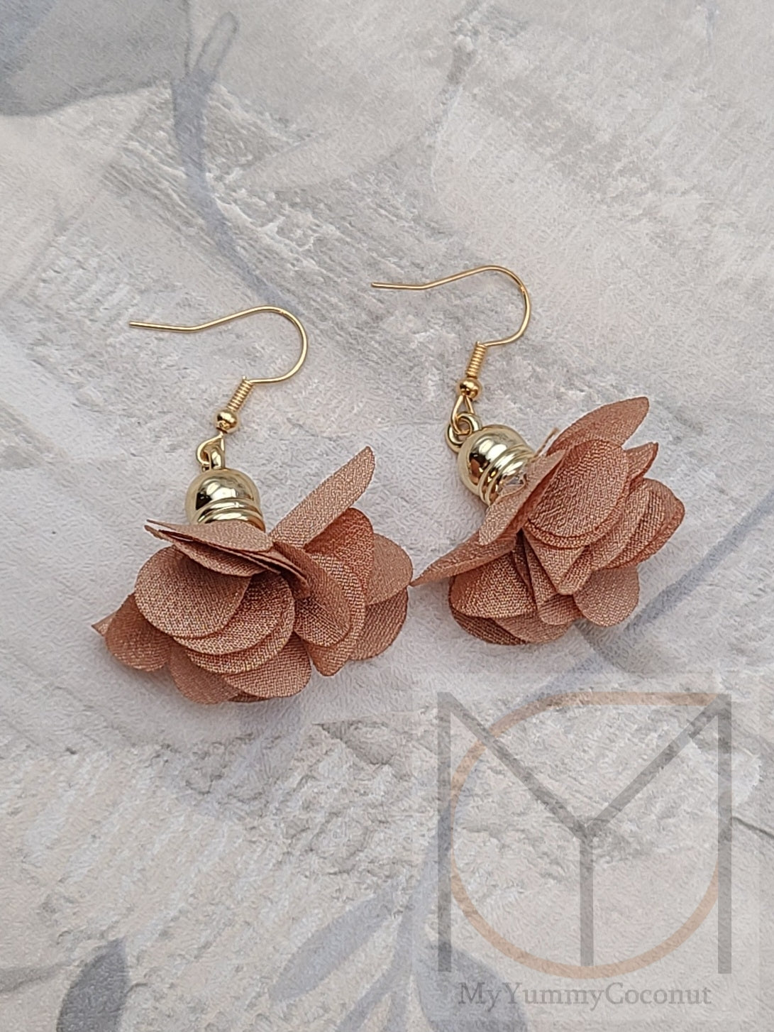 Charming Carnation Earrings from the Floral Collection