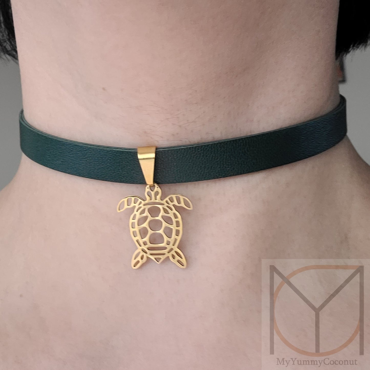 Elegant Turtle Choker Necklace of Longevity For Men and Women from the Cute Finds Collection