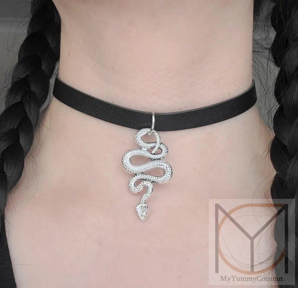 Gothic Black Scale Snake Choker Necklace For Men And Women Jewelry