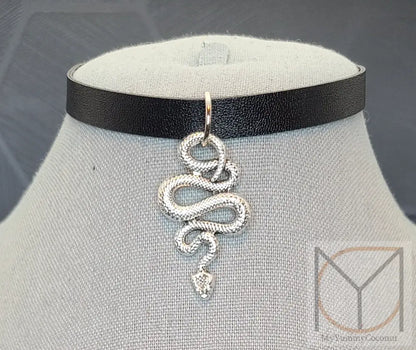 Gothic Black Scale Snake Choker Necklace For Men And Women Silver / Long 36 Cm Jewelry
