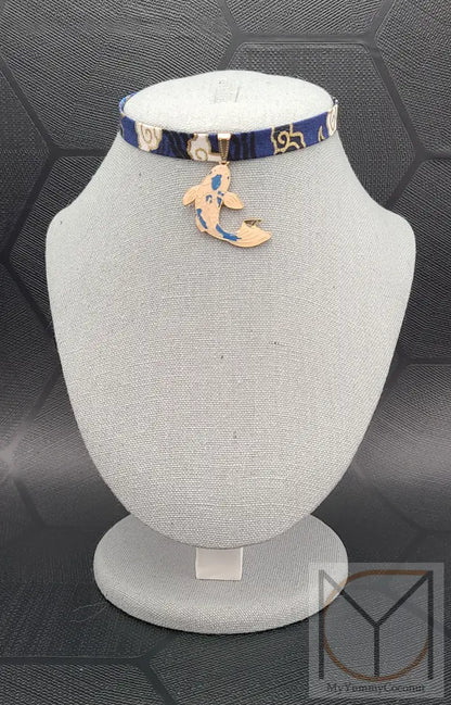 Lucky Koi Fish Choker Necklace Blue / Regular 31 Cm Jewelry